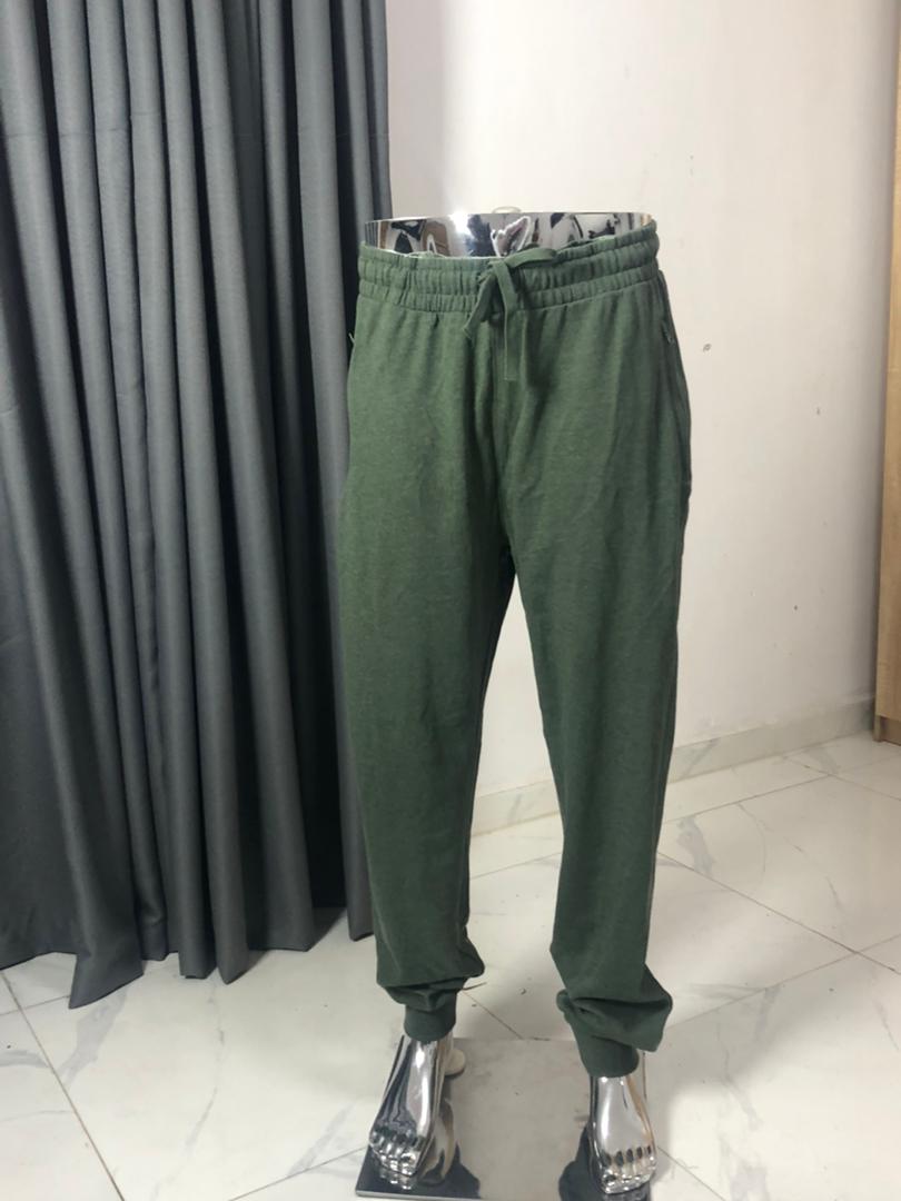Joggers Long  (Waist 38)
